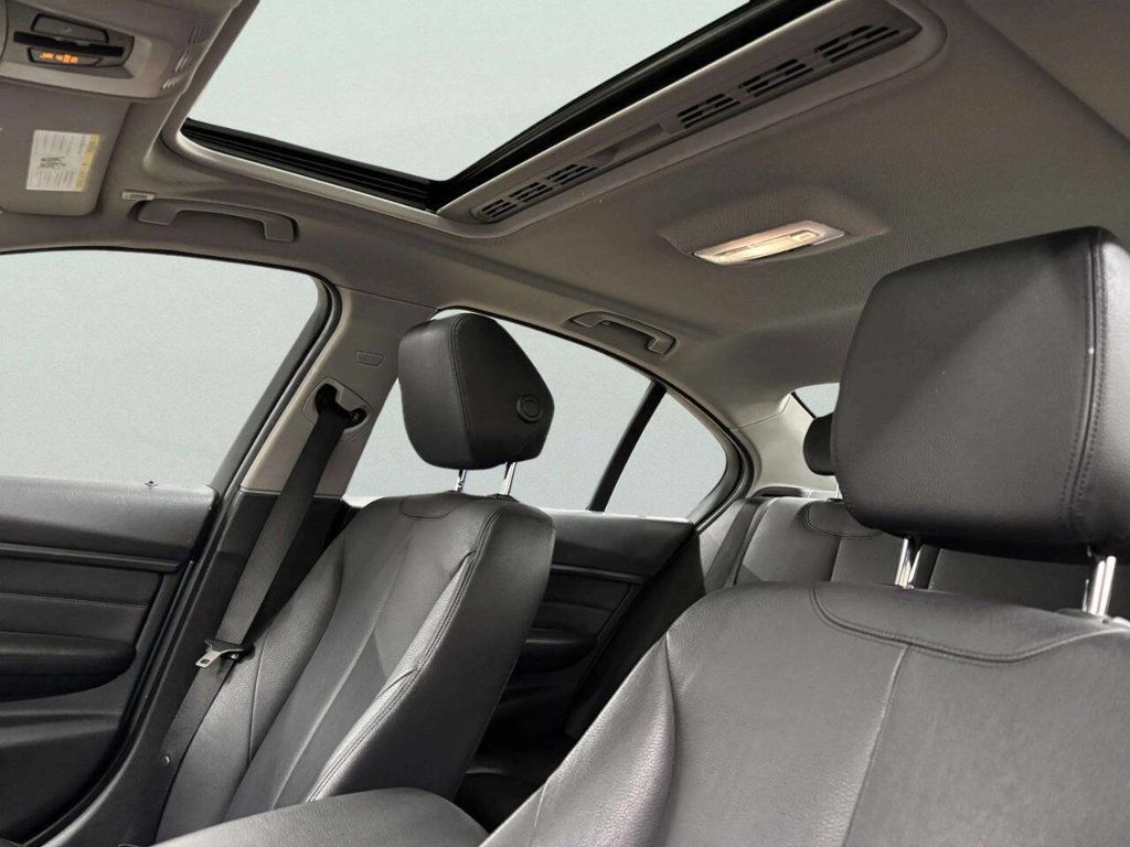 2013 BMW 3 Series 328i xDrive - 23006796 - 31