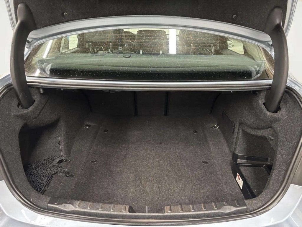 2013 BMW 3 Series 328i xDrive - 23006796 - 8