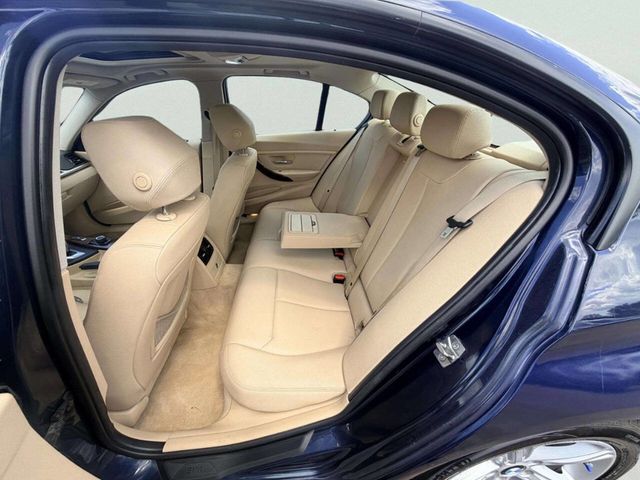 2013 BMW 3 Series 328i xDrive - 23021977 - 21