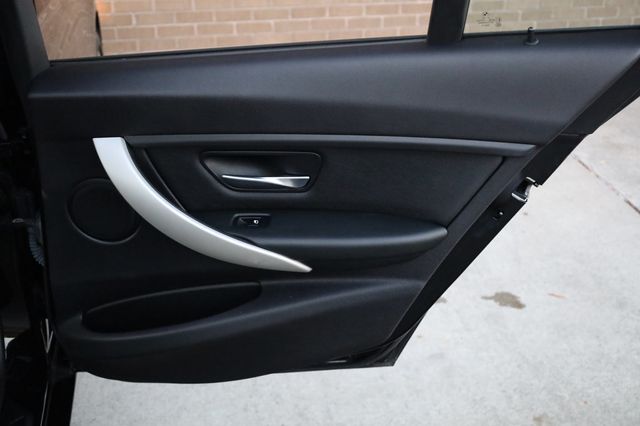 2013 BMW 3 Series 328i xDrive - 22949440 - 17