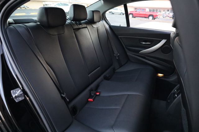 2013 BMW 3 Series 328i xDrive - 22949440 - 19