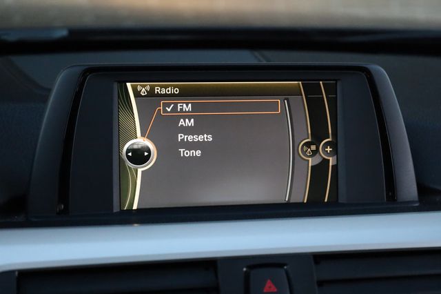 2013 BMW 3 Series 328i xDrive - 22949440 - 32