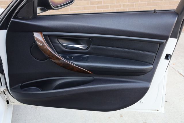 2013 BMW 3 Series 328i xDrive - 22958284 - 23