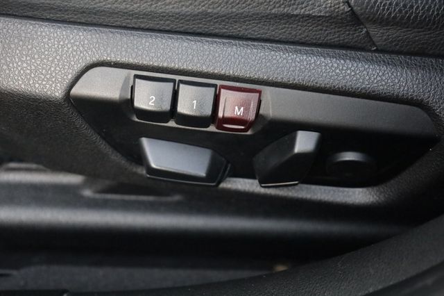 2013 BMW 3 Series 328i xDrive - 22958284 - 30