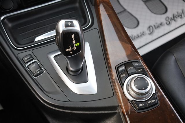 2013 BMW 3 Series 328i xDrive - 22958284 - 38