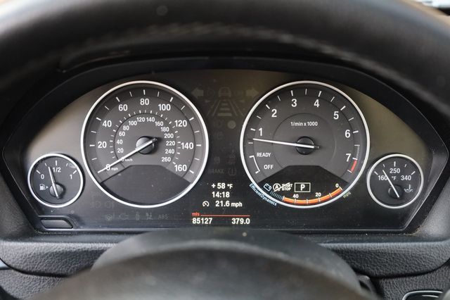 2013 BMW 3 Series 328i xDrive - 22958284 - 39