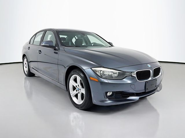 2013 BMW 3 Series 328i xDrive - 22996185 - 0