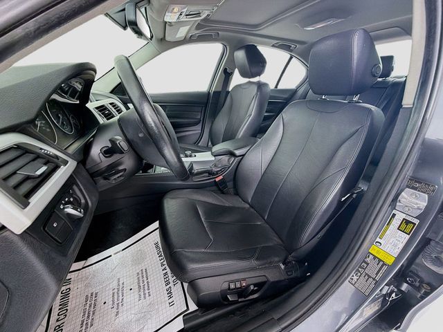 2013 BMW 3 Series 328i xDrive - 22996185 - 19