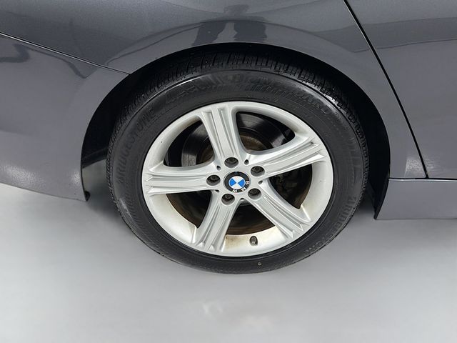 2013 BMW 3 Series 328i xDrive - 22996185 - 32
