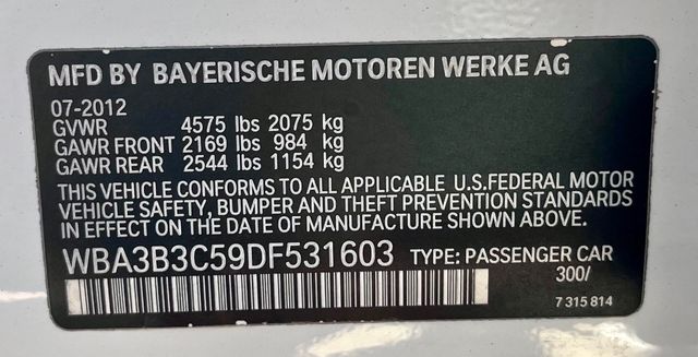 2013 BMW 3 Series 328i xDrive - 22181743 - 52