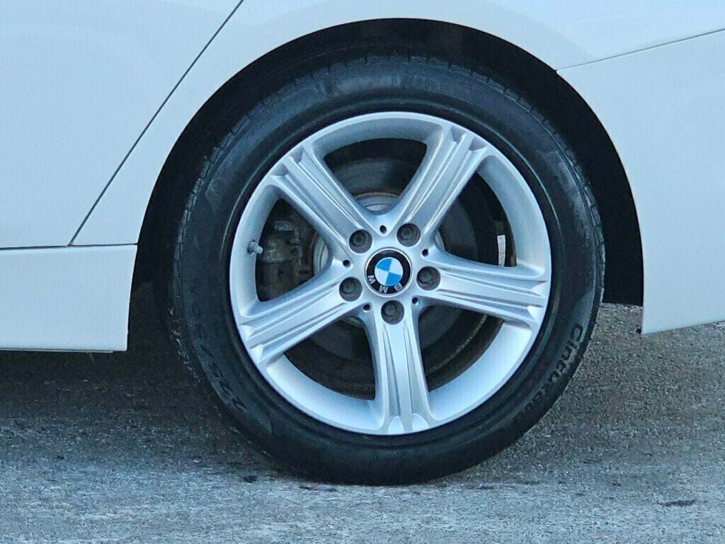 2013 BMW 3 Series 328i xDrive - 22967086 - 35