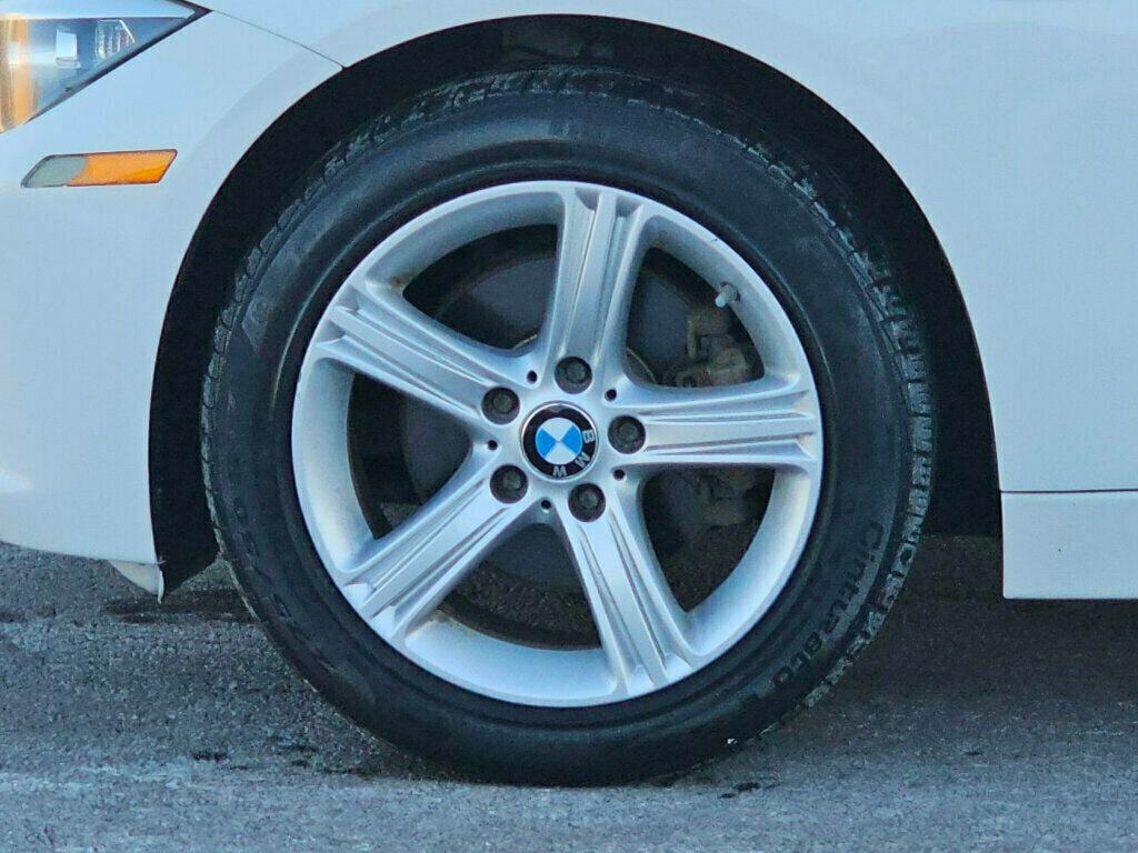 2013 BMW 3 Series 328i xDrive - 22967086 - 36