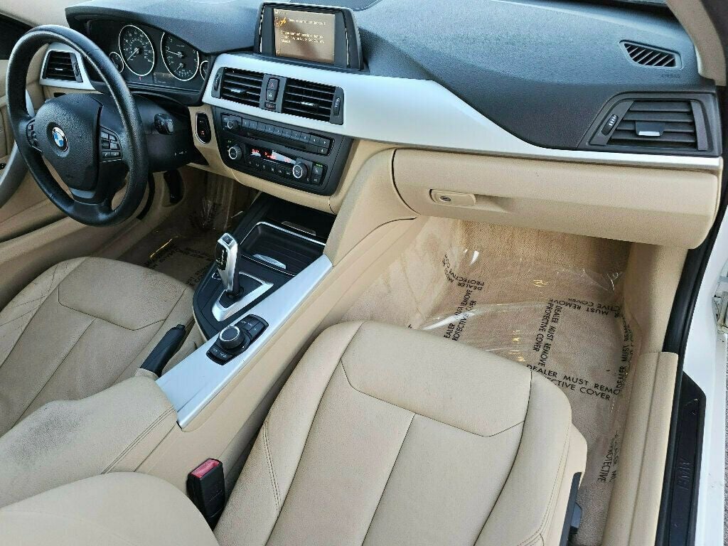 2013 BMW 3 Series 328i xDrive - 22967086 - 8