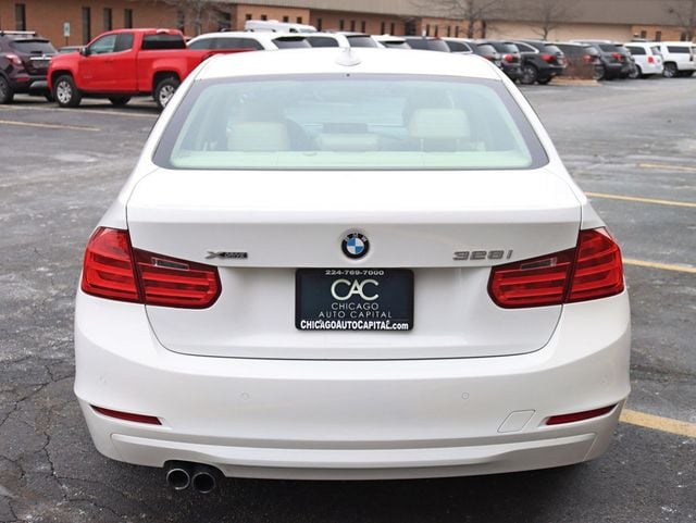 2013 BMW 3 Series 328i xDrive Premium / Driving Assist Pkg - 22770291 - 5