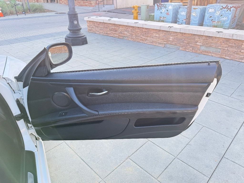 2013 BMW 3 Series 335i - 22943805 - 16