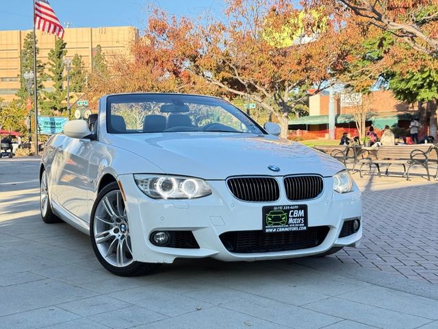 2013 BMW 3 Series 335i - 22943805 - 3