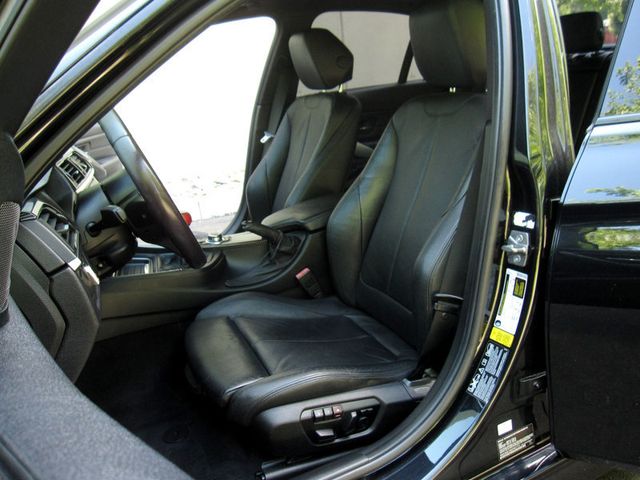 2013 BMW 3 Series 335i xDrive - 23034915 - 24