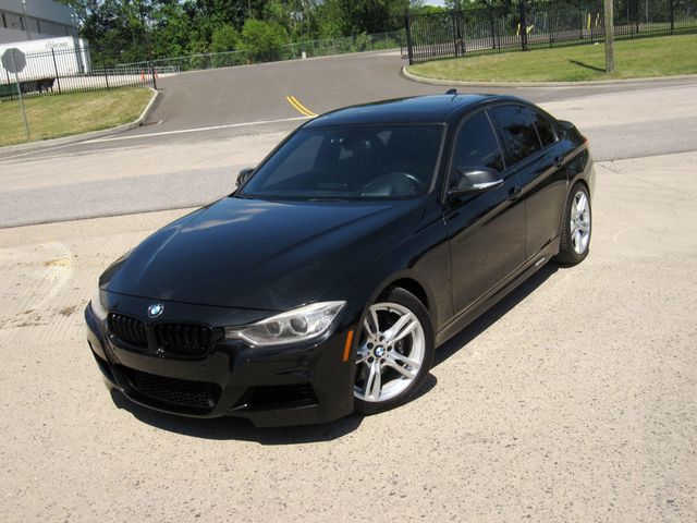 2013 BMW 3 Series 335i xDrive - 23034915 - 3