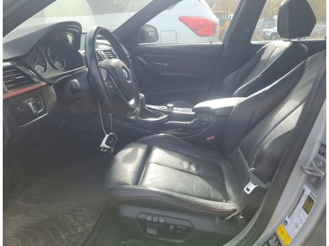 2013 BMW 3 Series 335i xDrive - 23024516 - 3