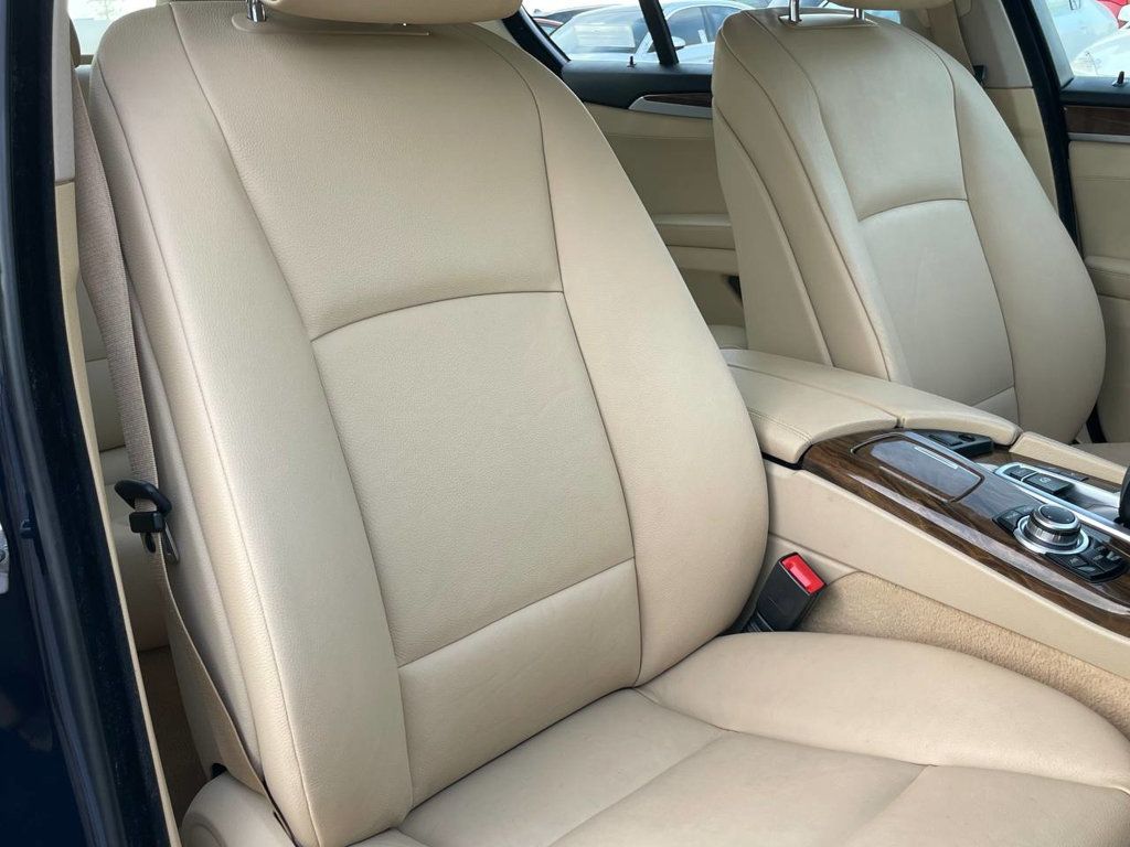 2013 Bmw 528xi 5-Series photo 14