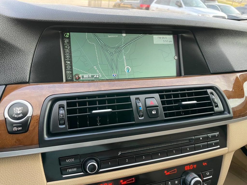 2013 Bmw 528xi 5-Series photo 18