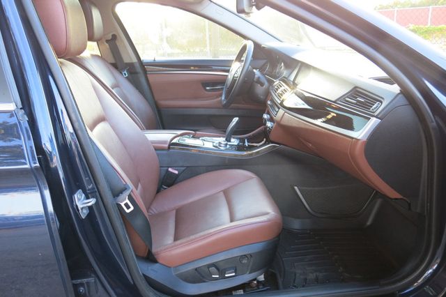 2013 BMW 5 Series 528i - 23055930 - 13