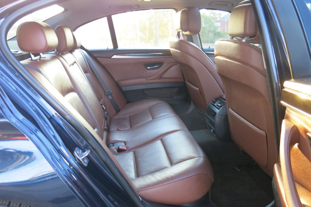 2013 BMW 5 Series 528i - 23055930 - 15