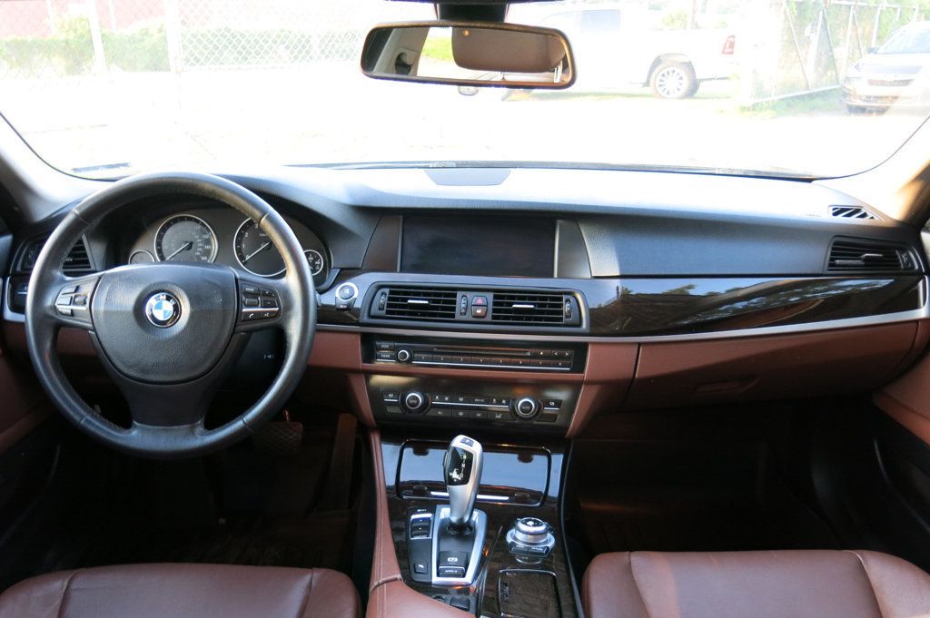 2013 BMW 5 Series 528i - 23055930 - 18