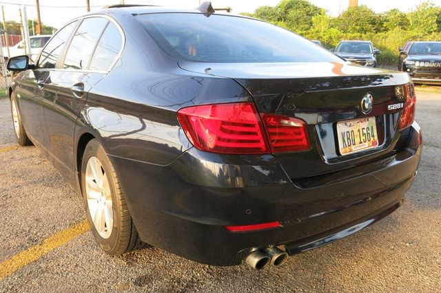 2013 BMW 5 Series 528i - 23055930 - 2