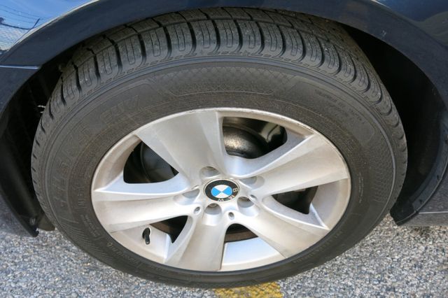 2013 BMW 5 Series 528i - 23055930 - 31