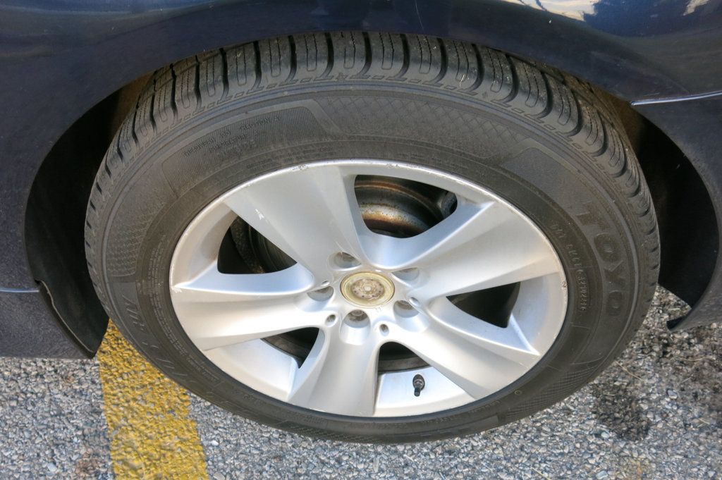 2013 BMW 5 Series 528i - 23055930 - 34