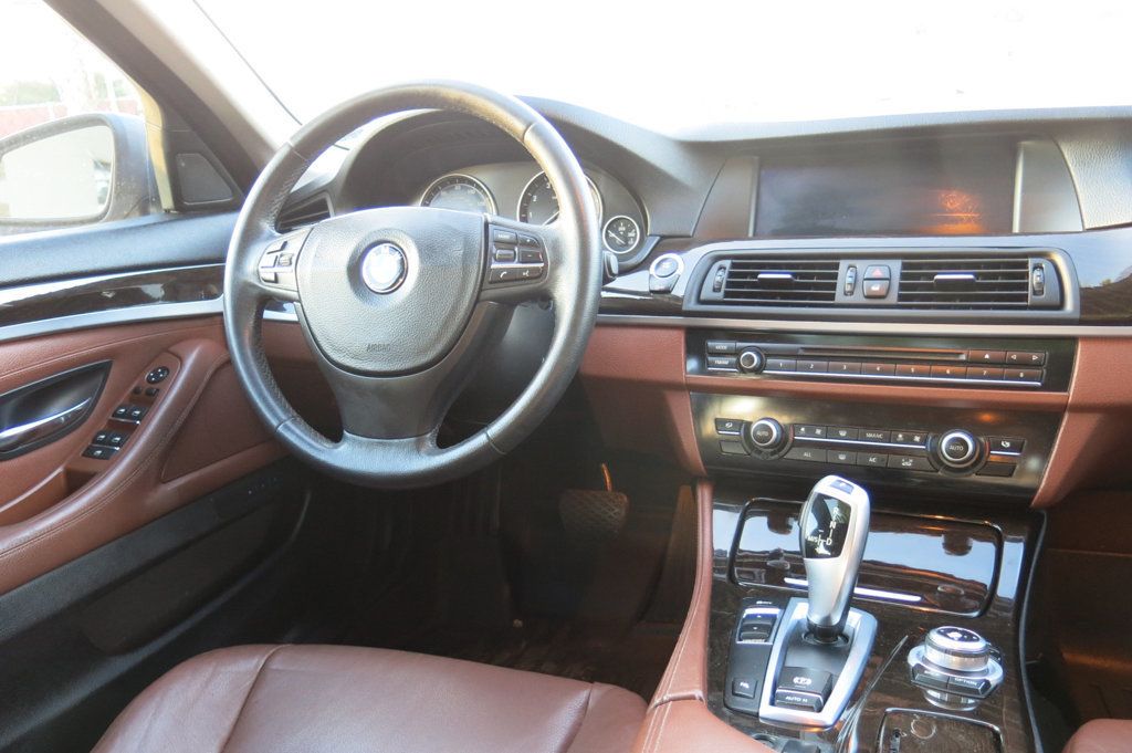 2013 BMW 5 Series 528i - 23055930 - 48