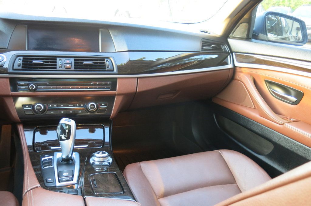2013 BMW 5 Series 528i - 23055930 - 49