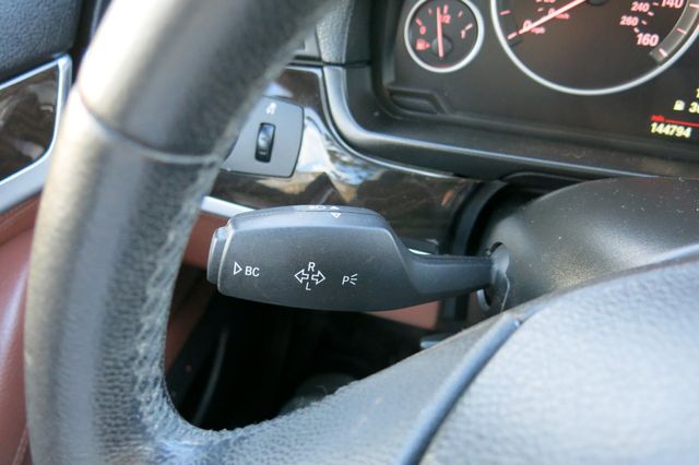 2013 BMW 5 Series 528i - 23055930 - 56