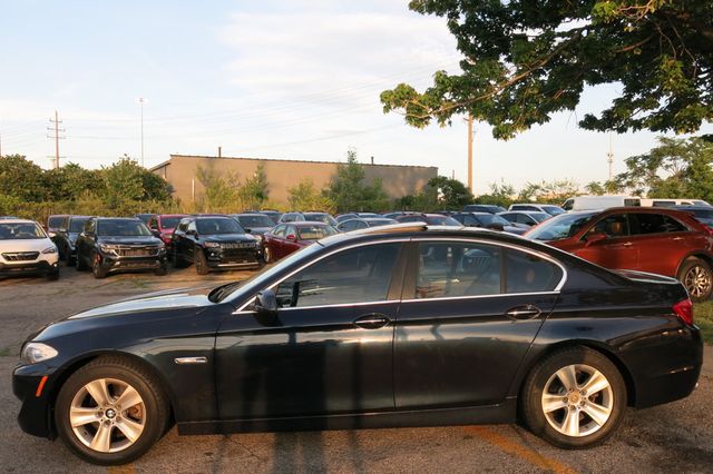 2013 BMW 5 Series 528i - 23055930 - 5