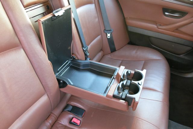 2013 BMW 5 Series 528i - 23055930 - 71
