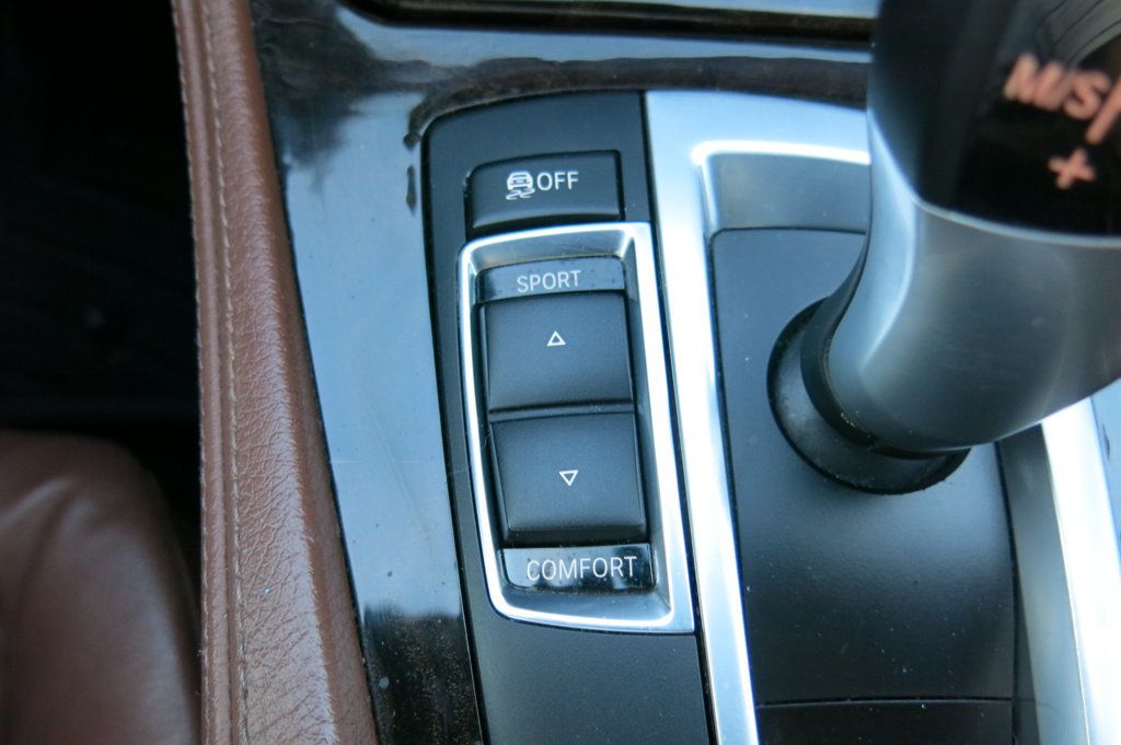 2013 BMW 5 Series 528i - 23055930 - 81
