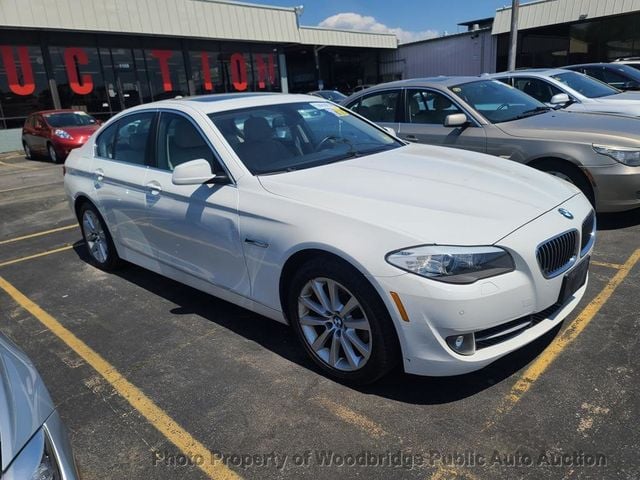 2013 BMW 5 Series 528i xDrive - 22971847 - 2