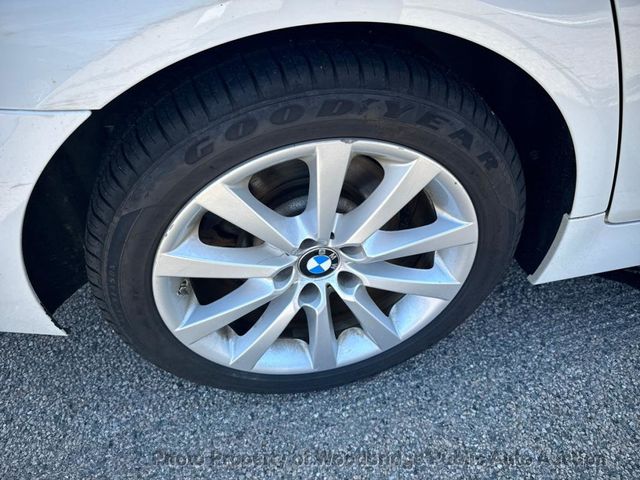 2013 BMW 5 Series 528i xDrive - 22971847 - 29