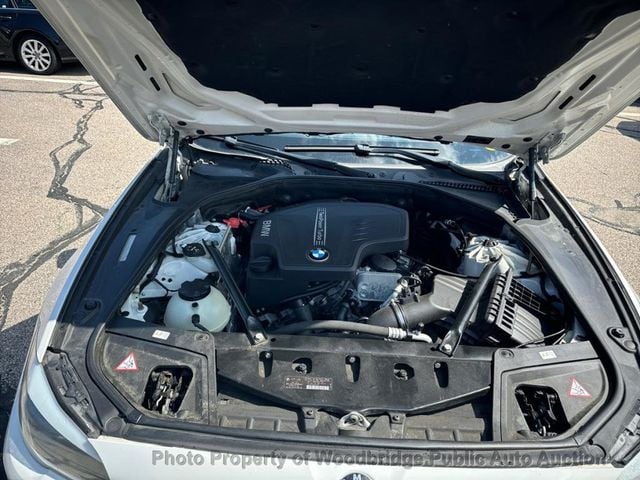 2013 BMW 5 Series 528i xDrive - 22971847 - 34