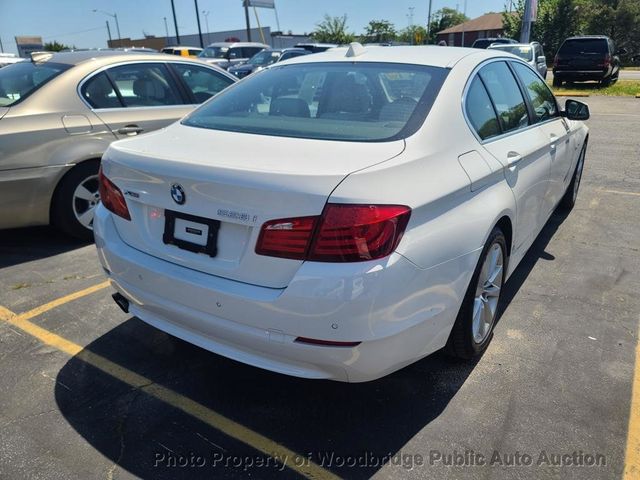 2013 BMW 5 Series 528i xDrive - 22971847 - 3