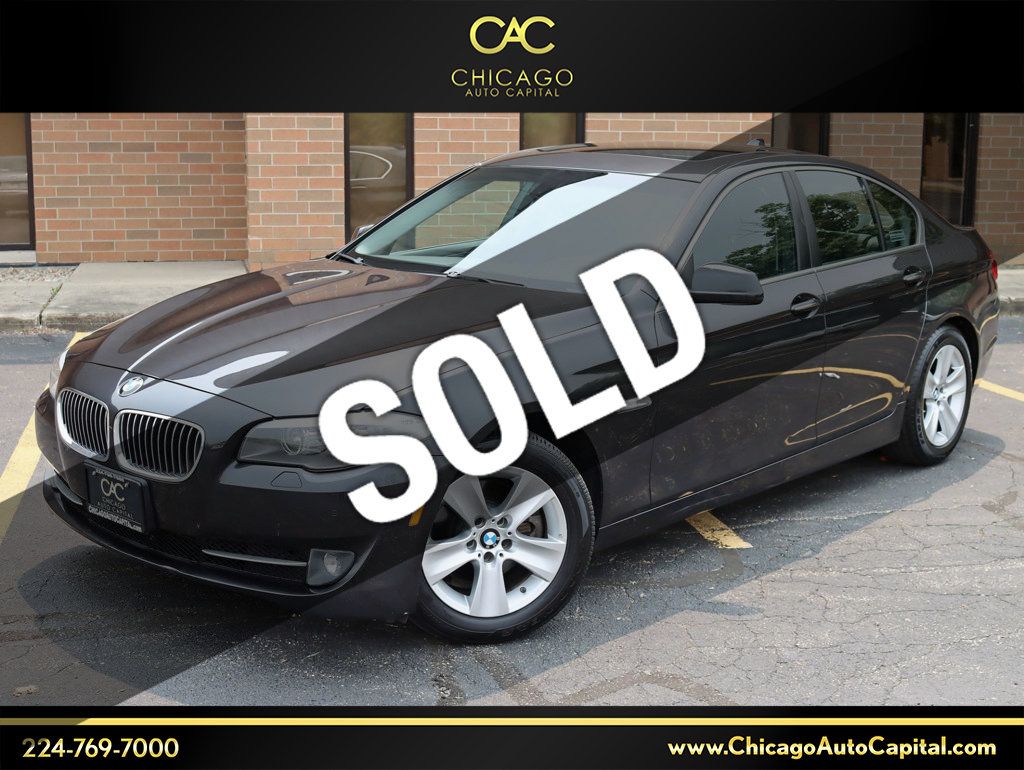 2013 BMW 5 Series 528i xDrive - 22861511 - 0