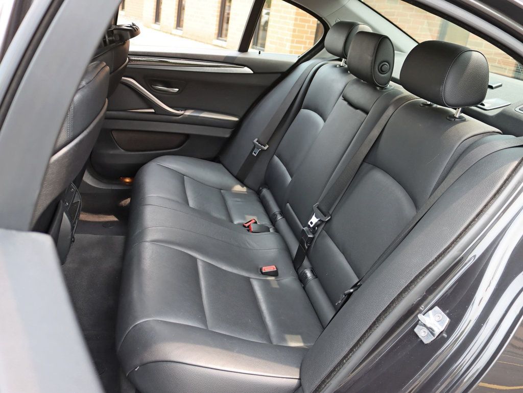 2013 BMW 5 Series 528i xDrive - 22861511 - 24