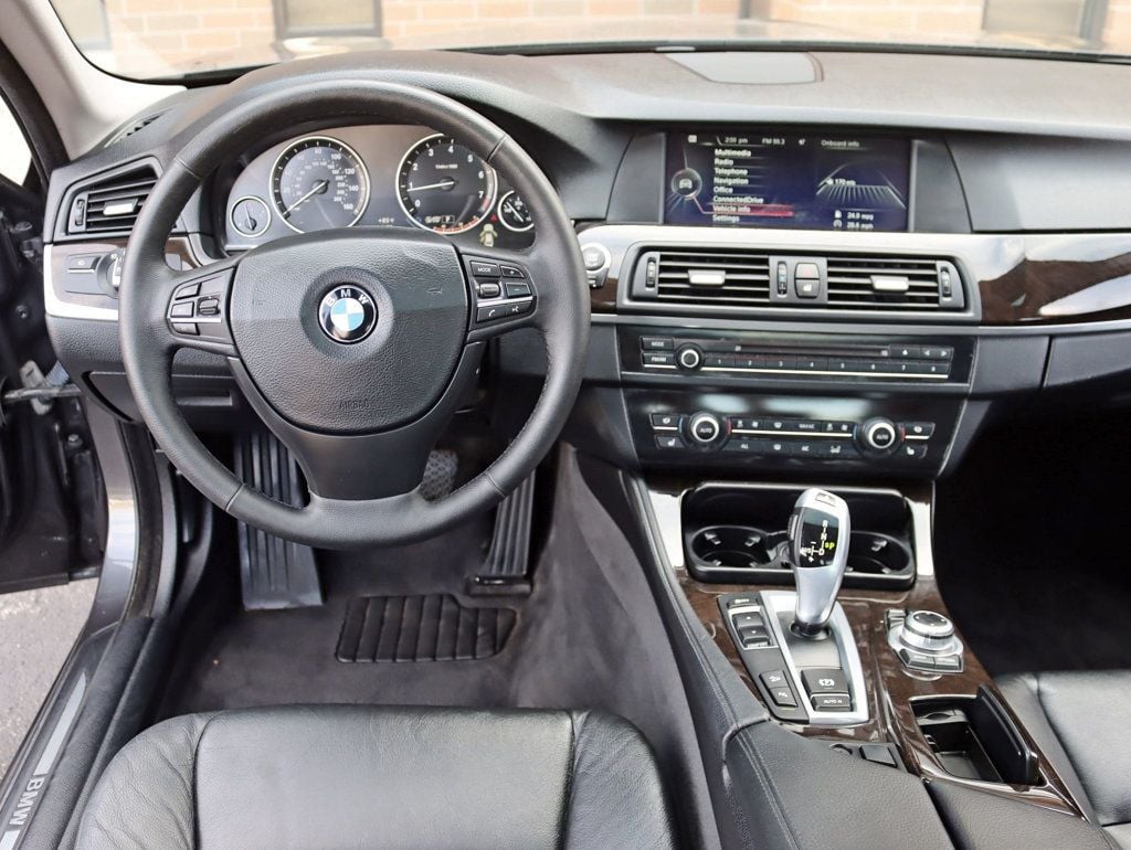 2013 Bmw 528xi 5-Series photo 11