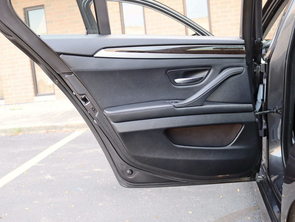 2013 Bmw 528xi 5-Series photo 29
