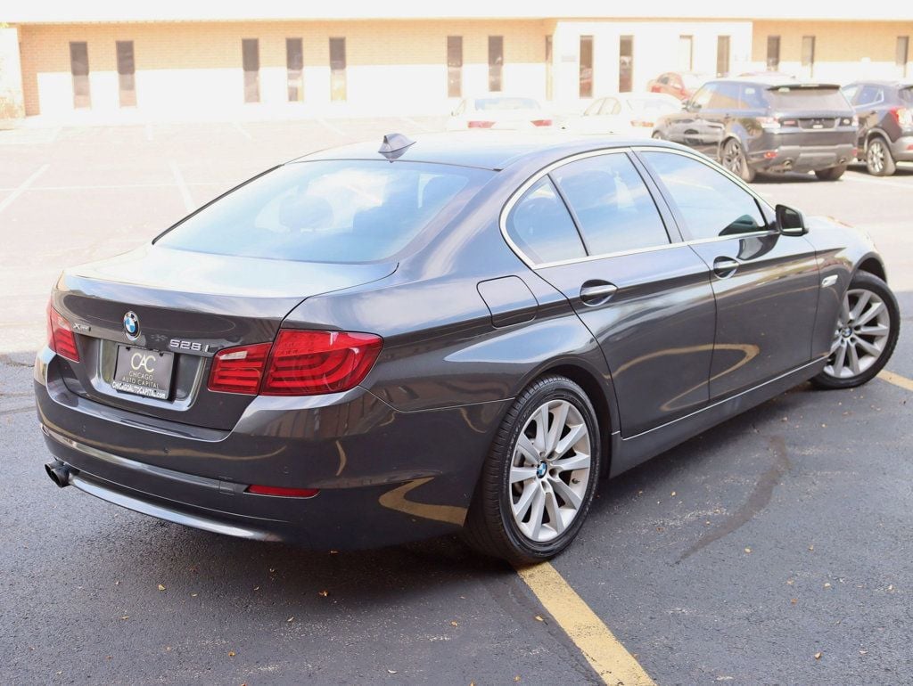 2013 Bmw 528xi 5-Series photo 3