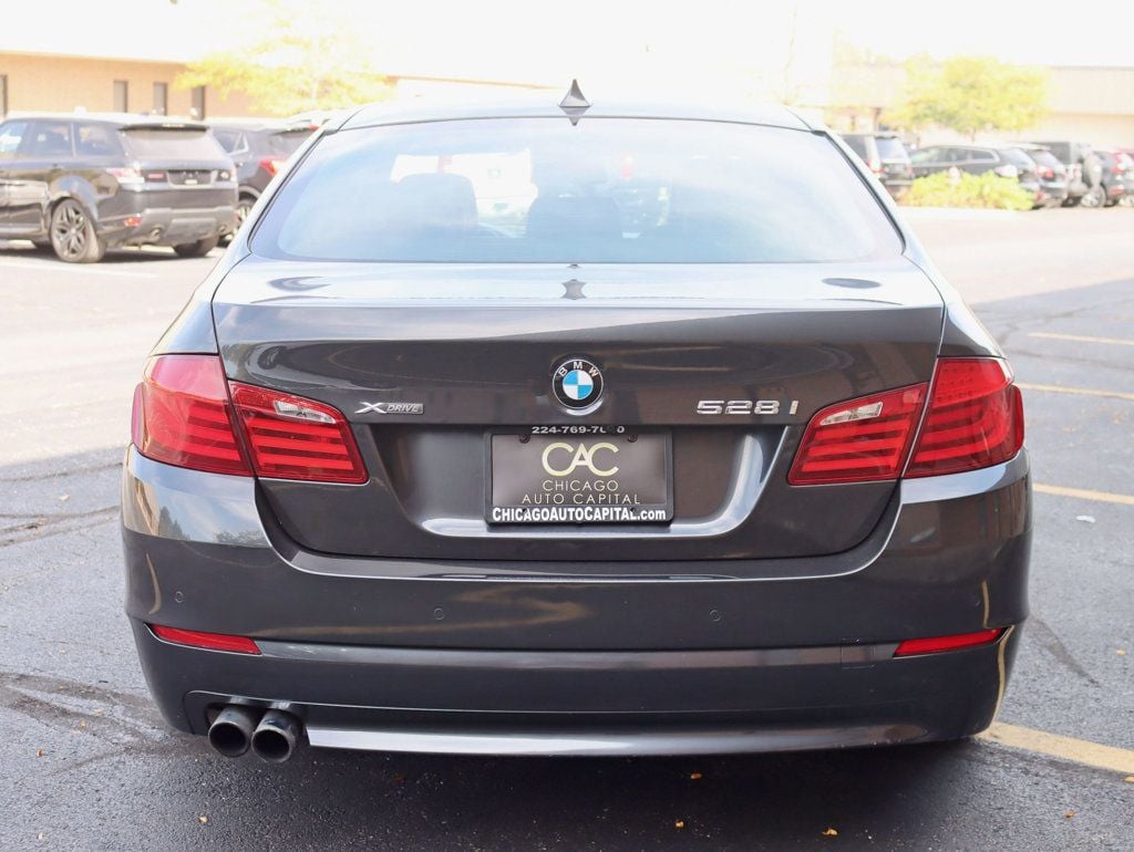 2013 Bmw 528xi 5-Series photo 6