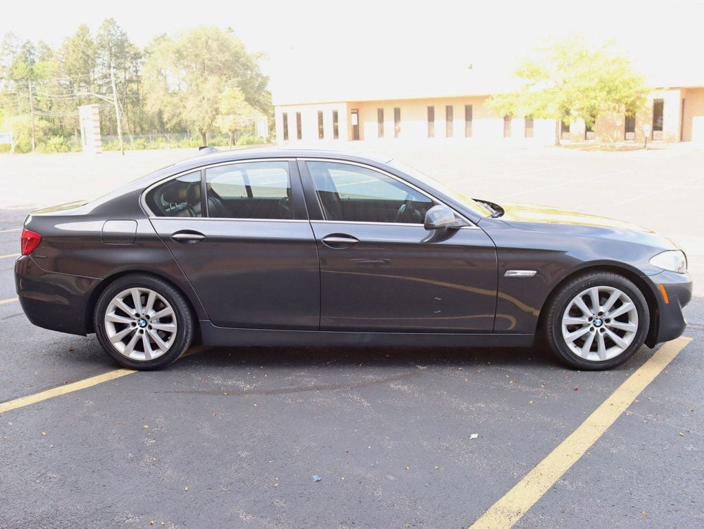 2013 Bmw 528xi 5-Series photo 8
