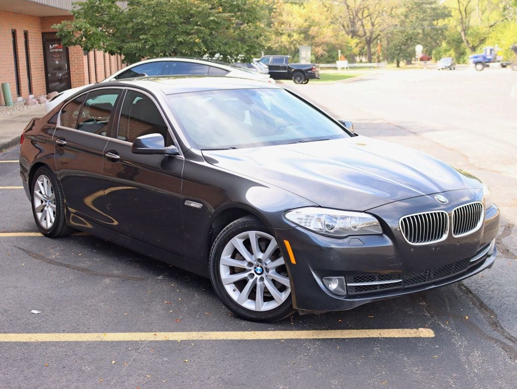 2013 Bmw 528xi 5-Series photo 9