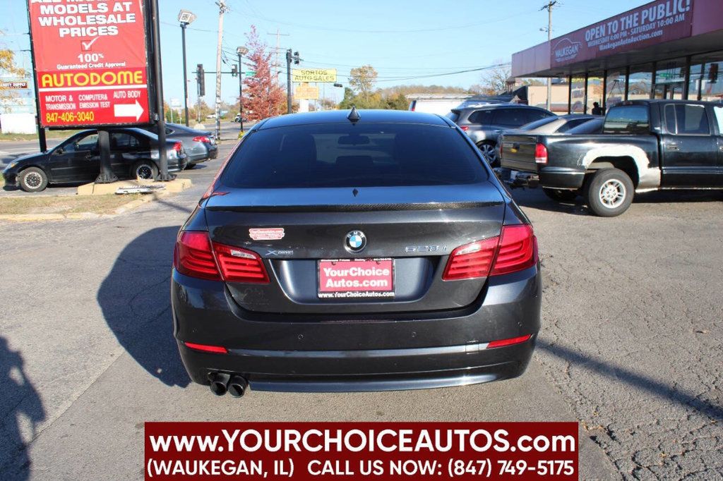 2013 BMW 5 Series 528i xDrive - 22647189 - 5